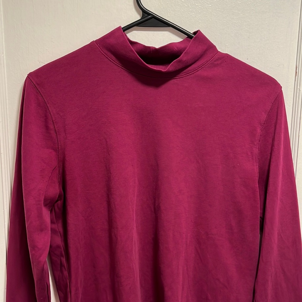 Lands’ End Top - Picture 2 of 9